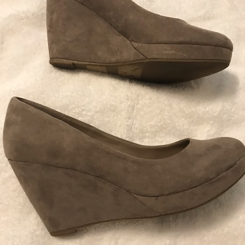 Apt 9 Taupe Hidden Platform Heel - image 6